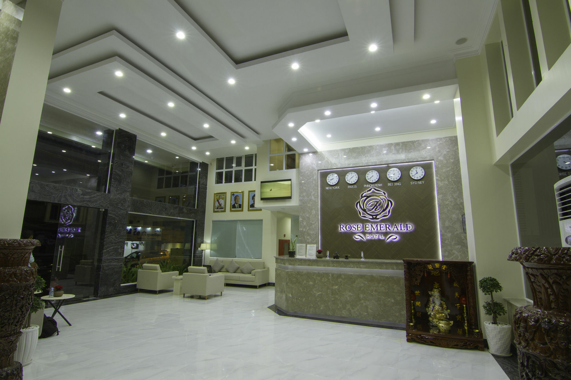 Rose Emerald Hotel Phnom Penh Exterior foto