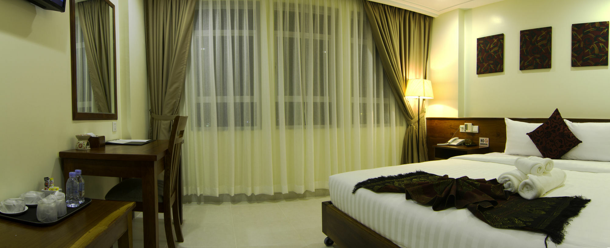 Rose Emerald Hotel Phnom Penh Exterior foto