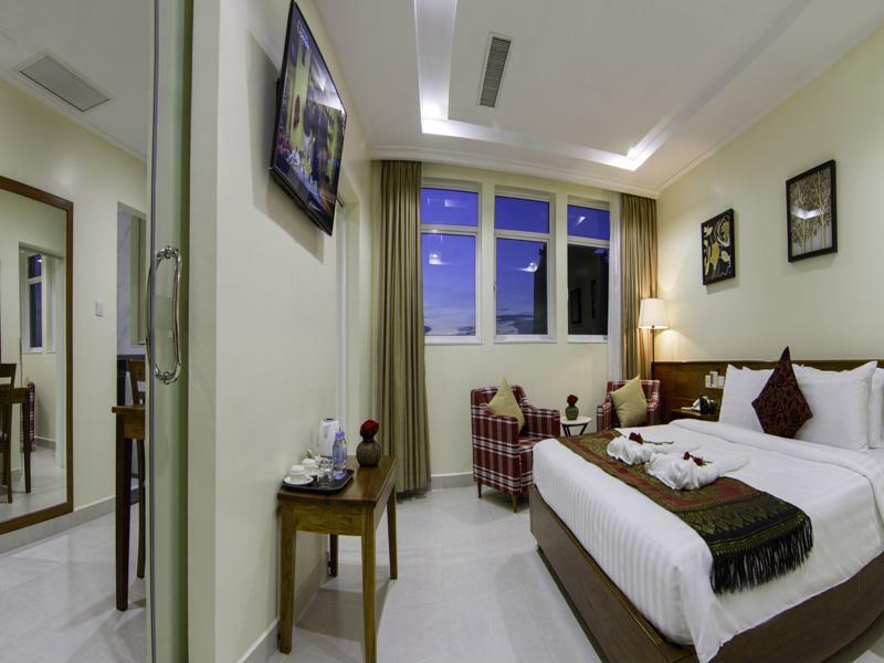 Rose Emerald Hotel Phnom Penh Exterior foto